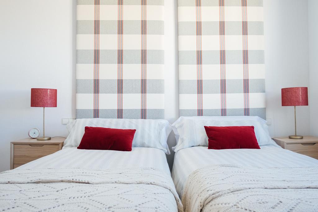 Pangsapuri 300 m² dengan 5 bilik tidur dan 4 bilik mandi peribadi di Salamanca Madrid Luaran gambar