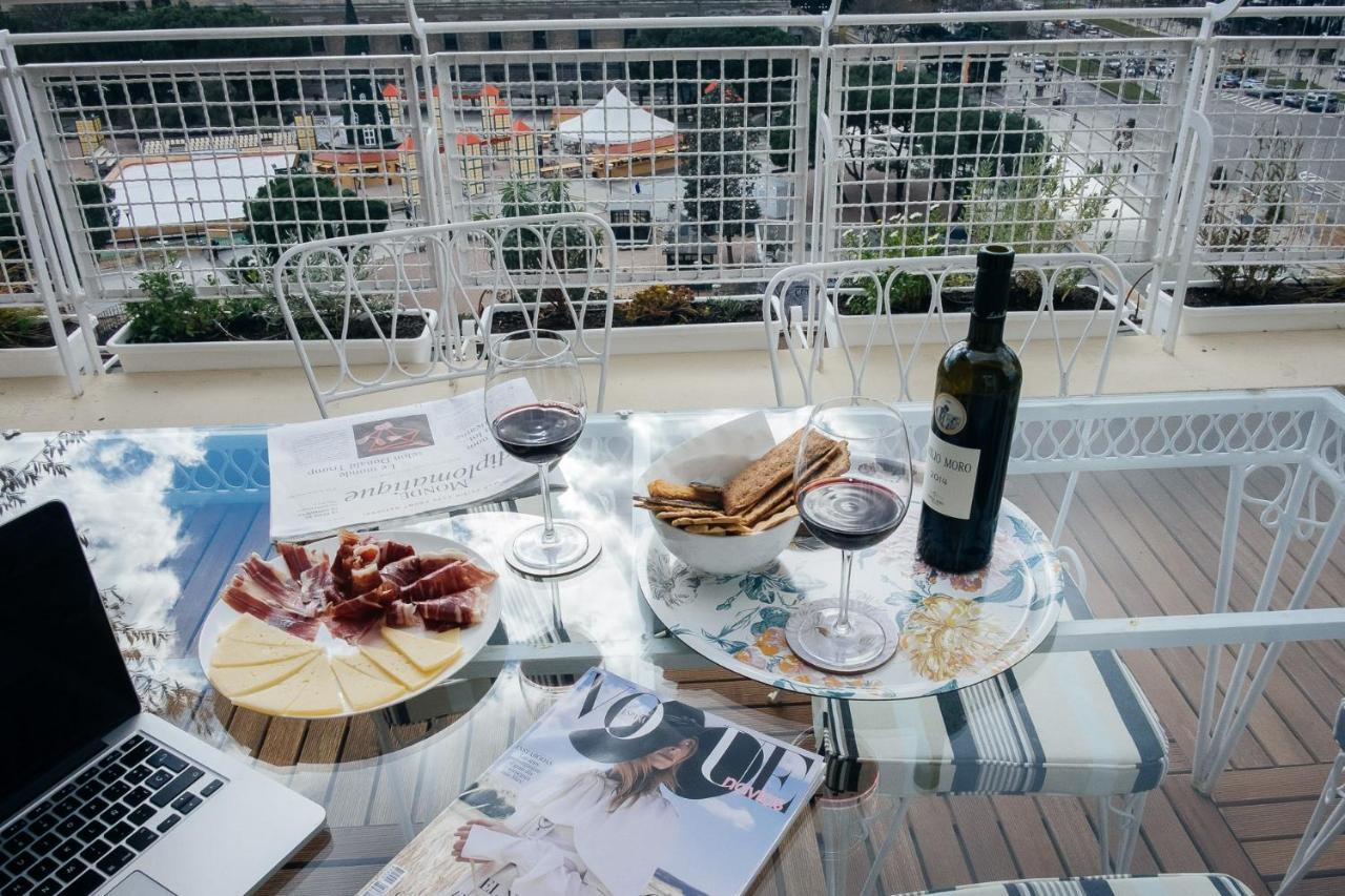 Pangsapuri 300 m² dengan 5 bilik tidur dan 4 bilik mandi peribadi di Salamanca Madrid Luaran gambar
