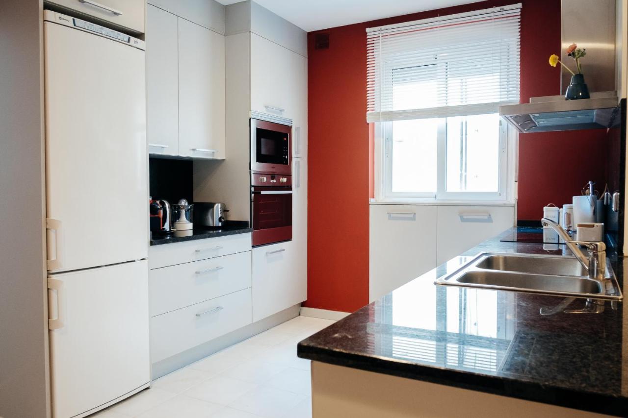 Pangsapuri 300 m² dengan 5 bilik tidur dan 4 bilik mandi peribadi di Salamanca Madrid Luaran gambar